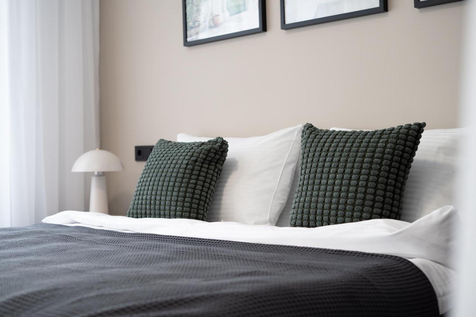 Central Bonn Apartments I Private Parking I Home2Share Luaran gambar
